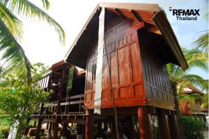  Thoeng, Plong 
